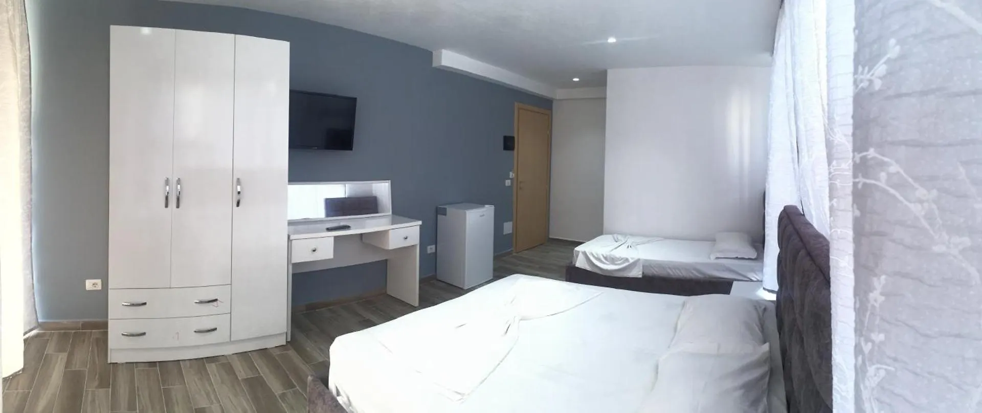 Klebrido Hotel And Restaurant Durres