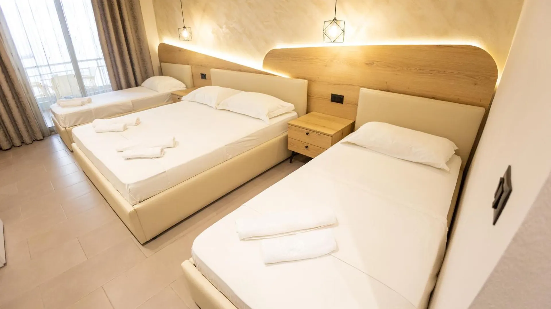 Klebrido Hotel And Restaurant Durres