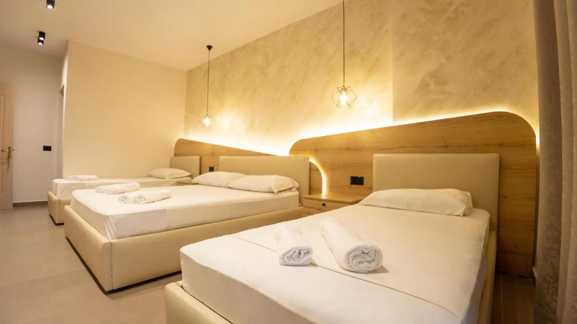 Klebrido Hotel And Restaurant Durres