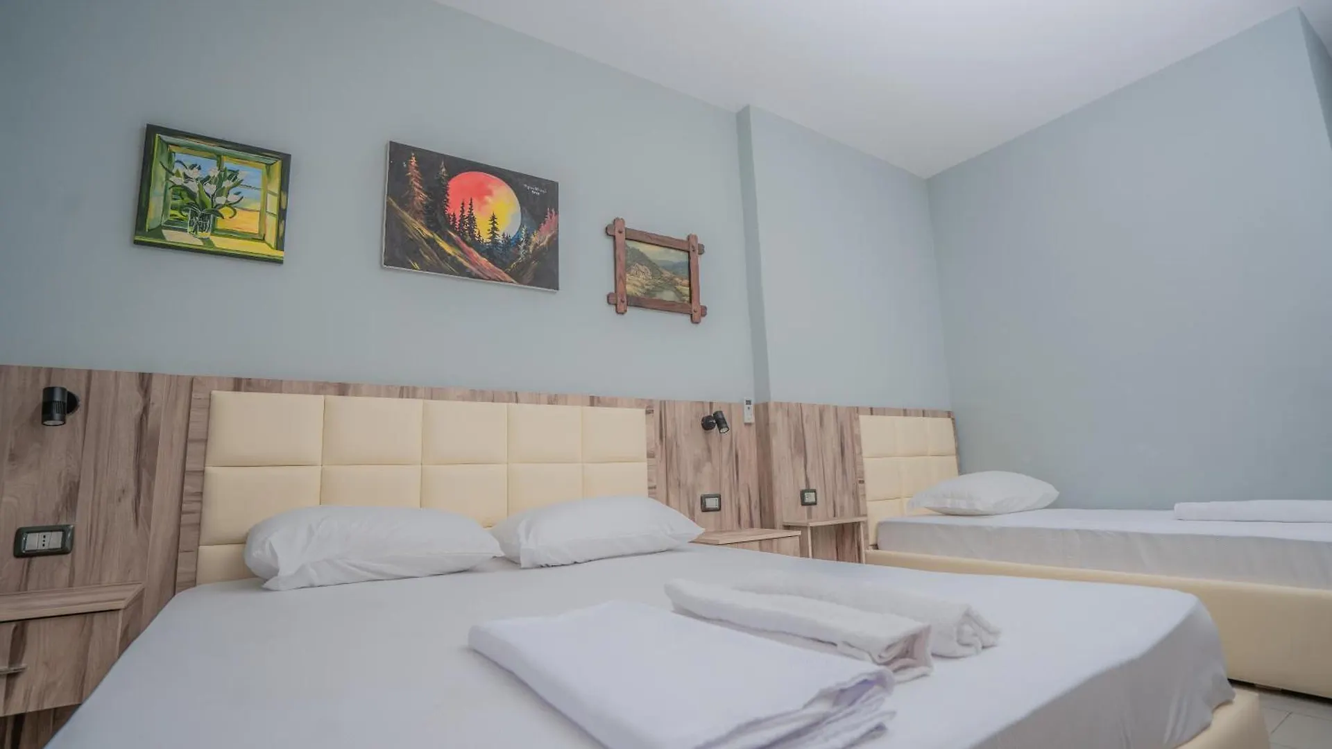 Klebrido Hotel And Restaurant Durres