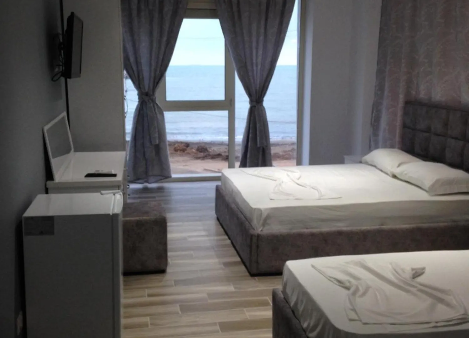 Klebrido Hotel And Restaurant Durrës